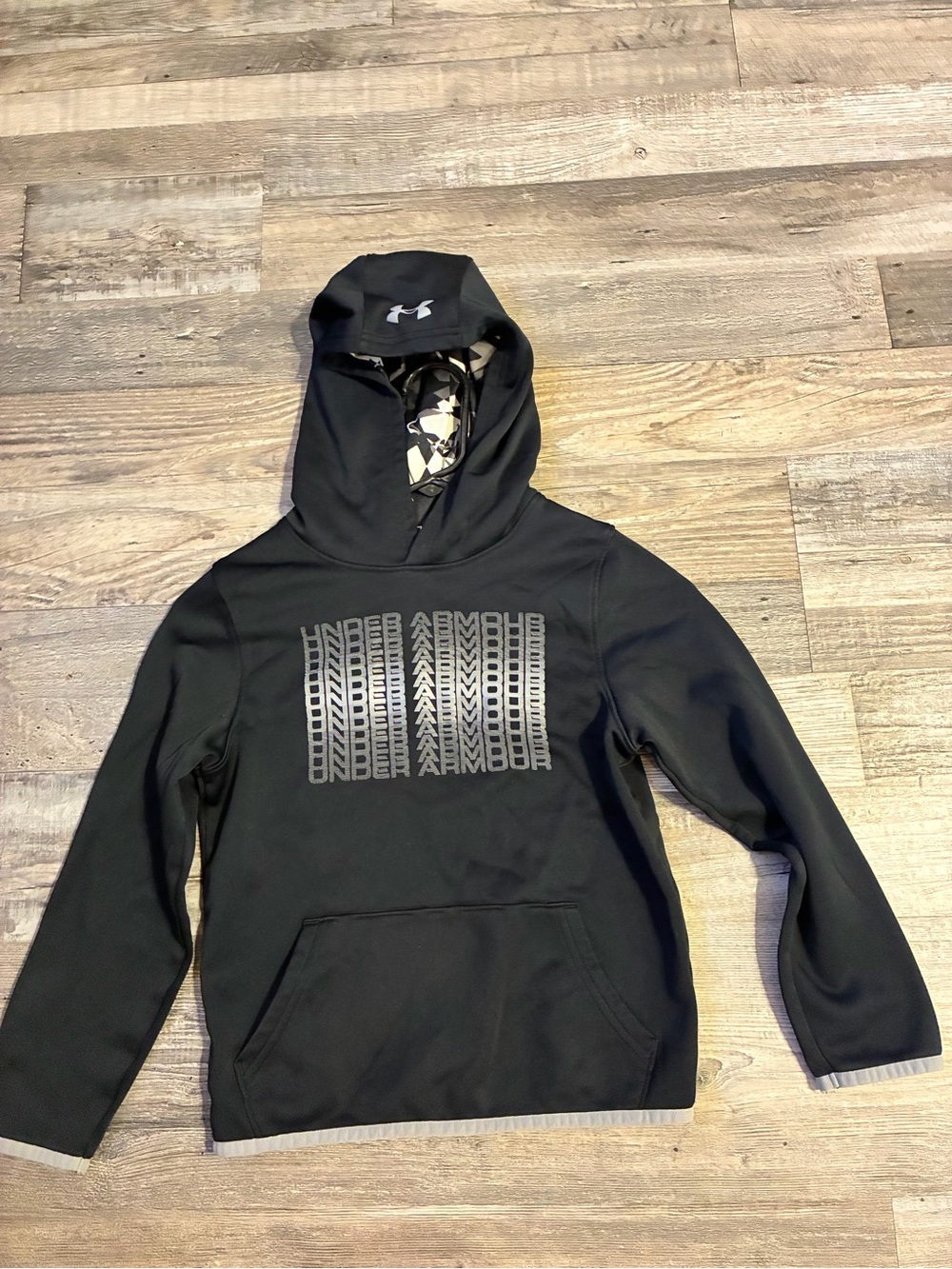 Under Armour Black Logo Crewneck Hoodie